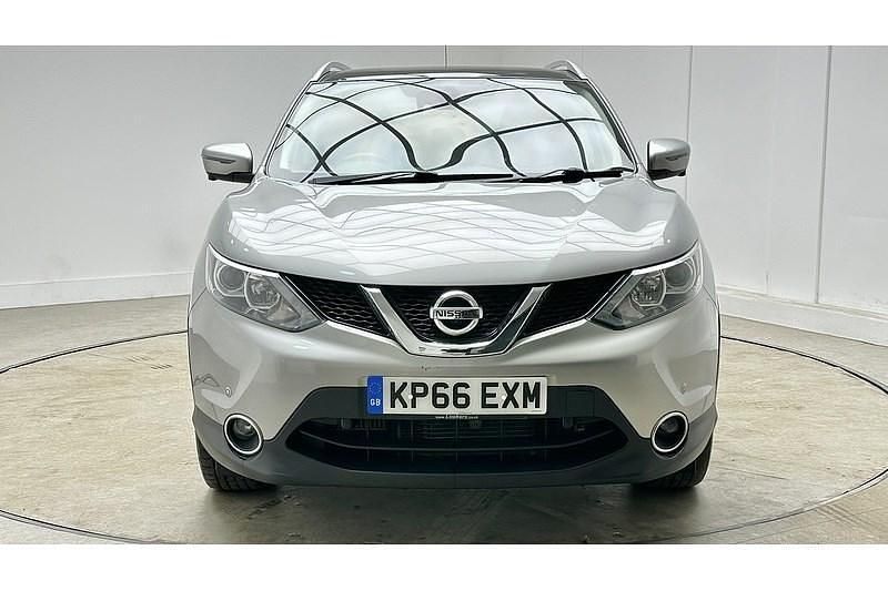 Used Nissan Qashqai N-Connecta 2016 Silver SUV