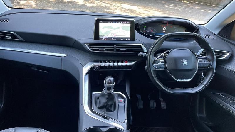 Grey Used 2019 Peugeot 3008 Allure SUV | £11,533 (Good price) - Image 1/4