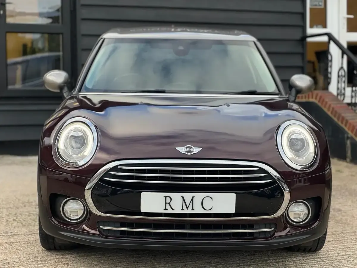 Used Mini Cooper Clubman 136 HP (100 kW) 2015 Maroon Estate