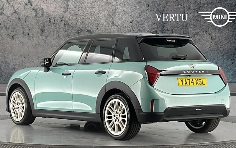Usado Mini Cooper Exclusive 150 kW (204 HP) 2026 Citadino