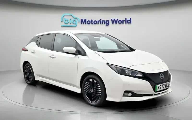 Second-hand Nissan Leaf N-Connecta 110 kW (150 CP) 2025 Hatchback
