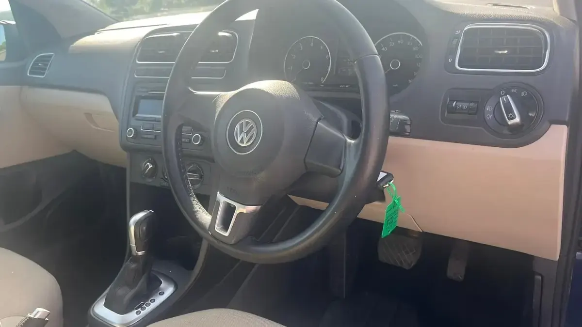 Used VW Polo SEL 2012 Blue Hatchback