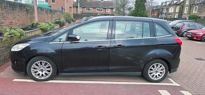 Used Ford Grand C-Max Titanium 140 HP (102 kW) 2012 Black MPV