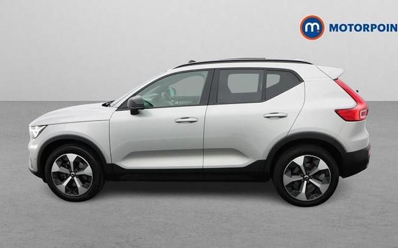 Used Volvo XC40 Ultimate 197 HP (144 kW) 2023 Silver SUV
