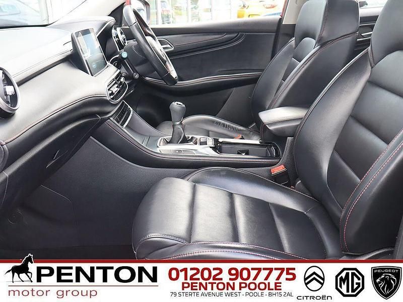 Used MG HS Excite 162 HP (119 kW) 2022 Red SUV