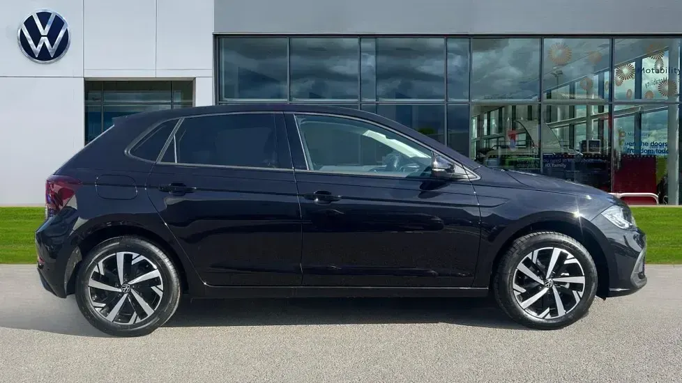 New VW Polo Match 95 HP (69 kW) 2026 Deep black pearl Hatchback
