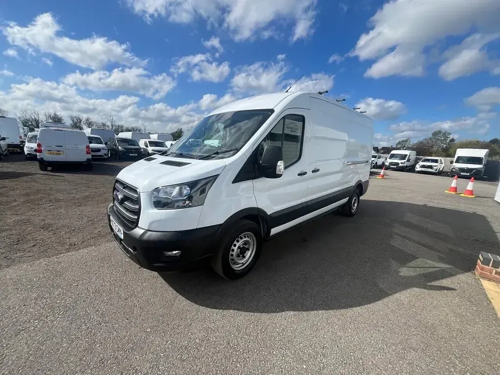 Used Ford Transit S 130 HP (95 kW) 2023 White Van