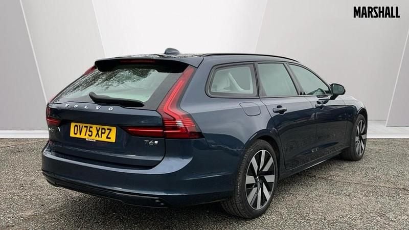 Used Volvo V90 Plus 350 HP (257 kW) 2025 Blue Estate