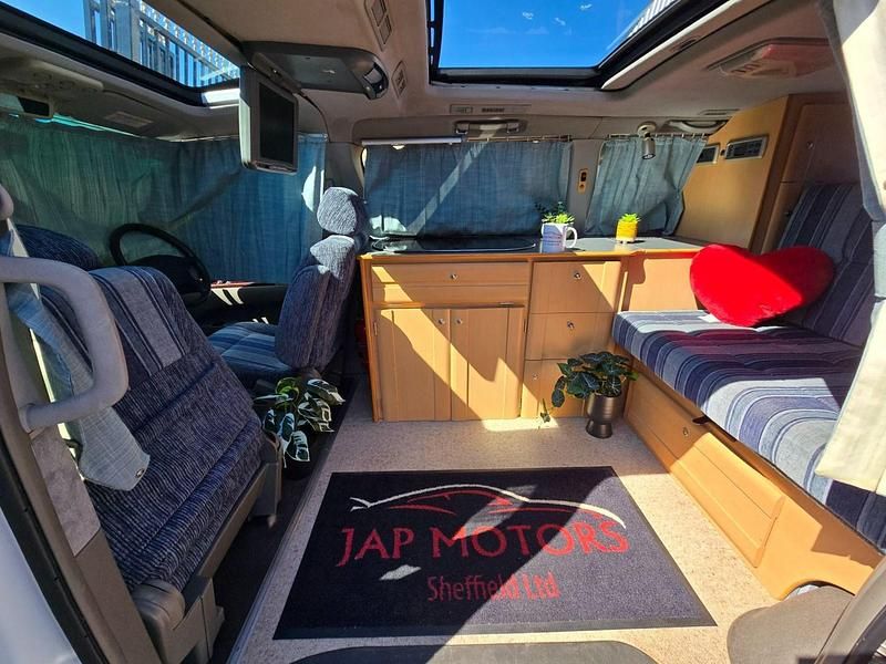 Used Nissan Elgrand 2008 White/silver MPV