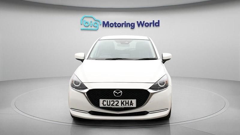 Used Mazda 2 Inclusive 90 HP (66 kW) 2022 White Hatchback