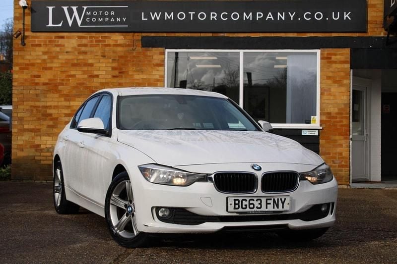 White Used 2014 BMW 318 Comfort Edition Sedan | £4,995 (Fair price) - Image 1/4