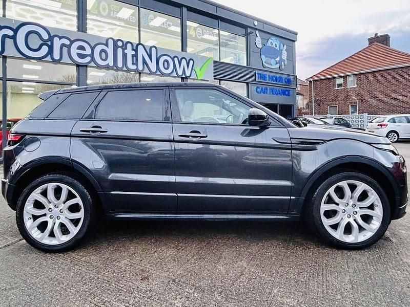 Used Land Rover Range Rover evoque HSE Dynamic 2017 Grey Estate