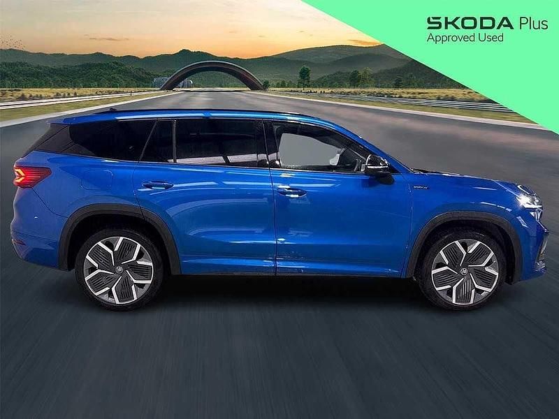 Used Skoda Kodiaq SportLine 142 HP (104 kW) 2025 Race blue metallic SUV