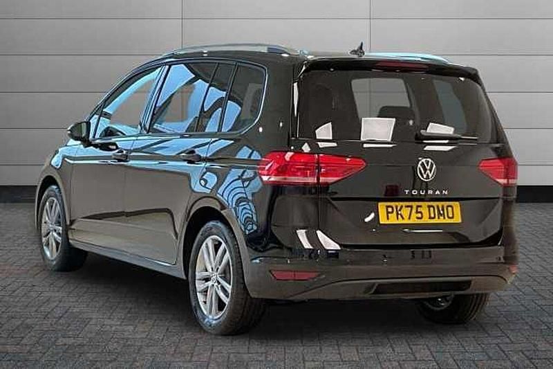 Used VW Touran Match 150 HP (110 kW) 2025 Grenadilla black MPV