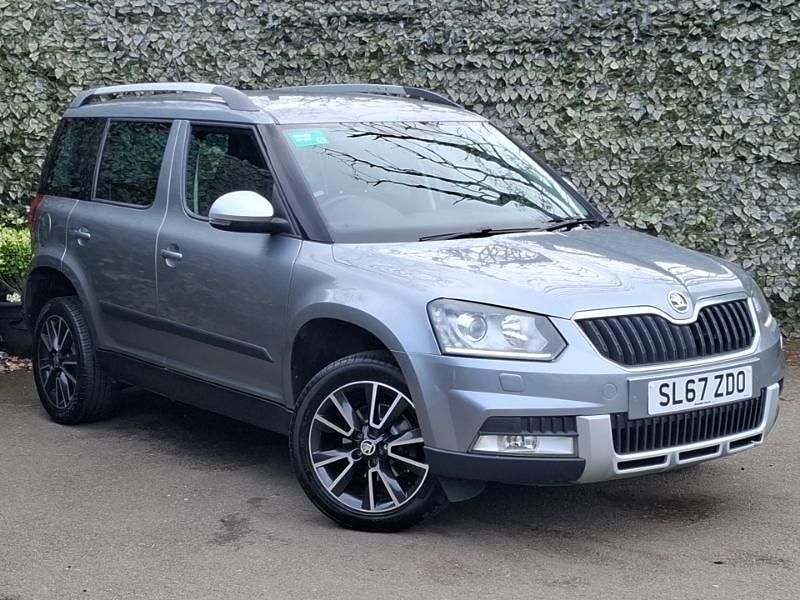 Used Skoda Yeti Drive 110 HP (80 kW) 2017 Grey SUV