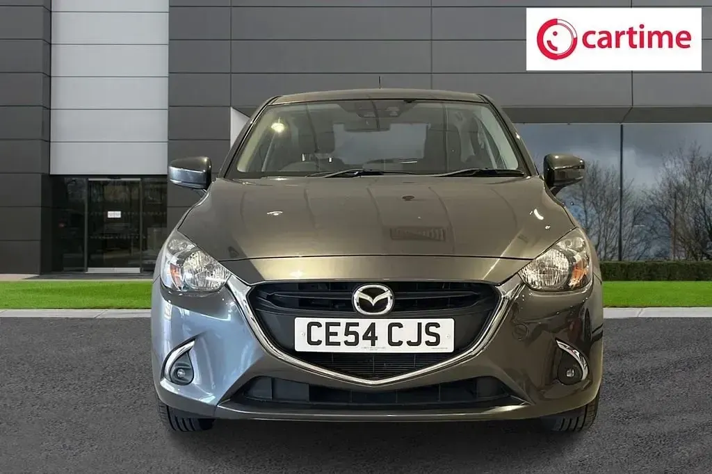 Usado Mazda 2 90 HP (66 kW) 2019 Cinzento Citadino