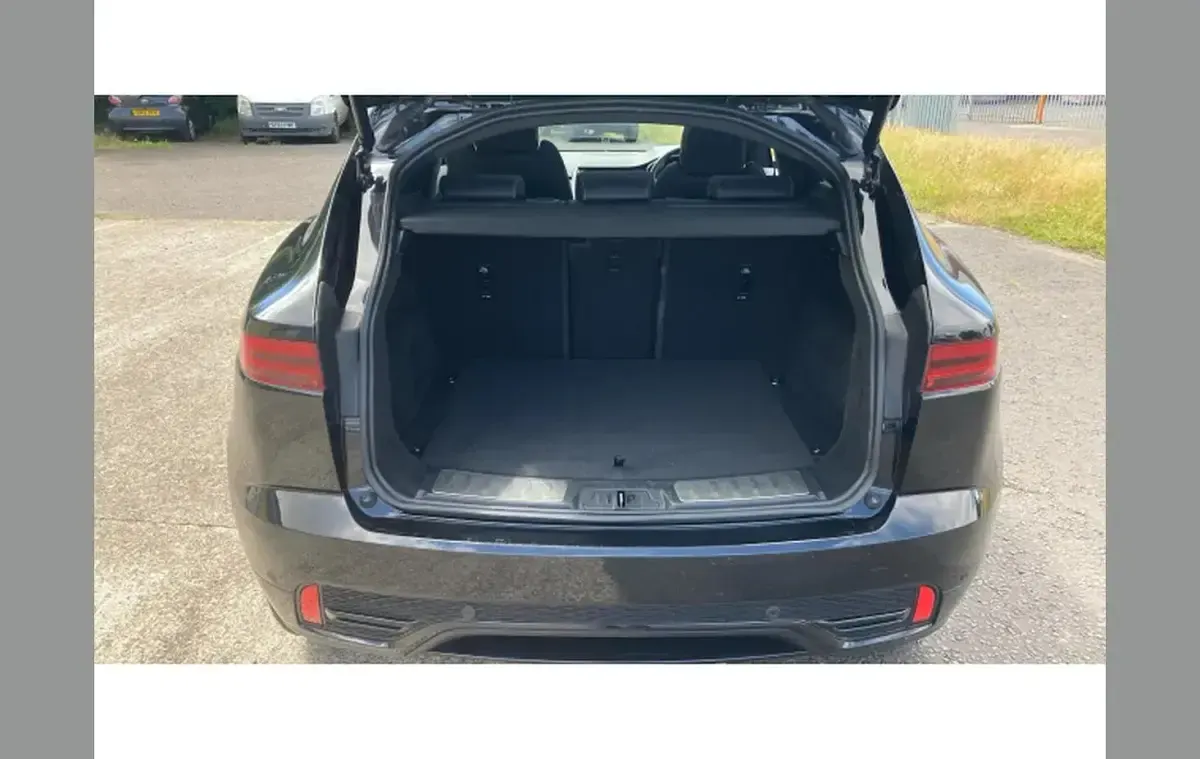 Used Jaguar E-Pace R-Dynamic 204 HP (150 kW) 2024 Black SUV