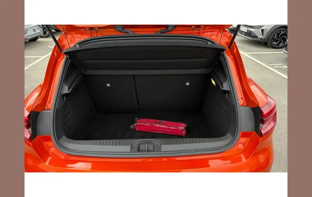 Usado Renault Clio V RS Line 143 HP (105 kW) 2023 Other Citadino