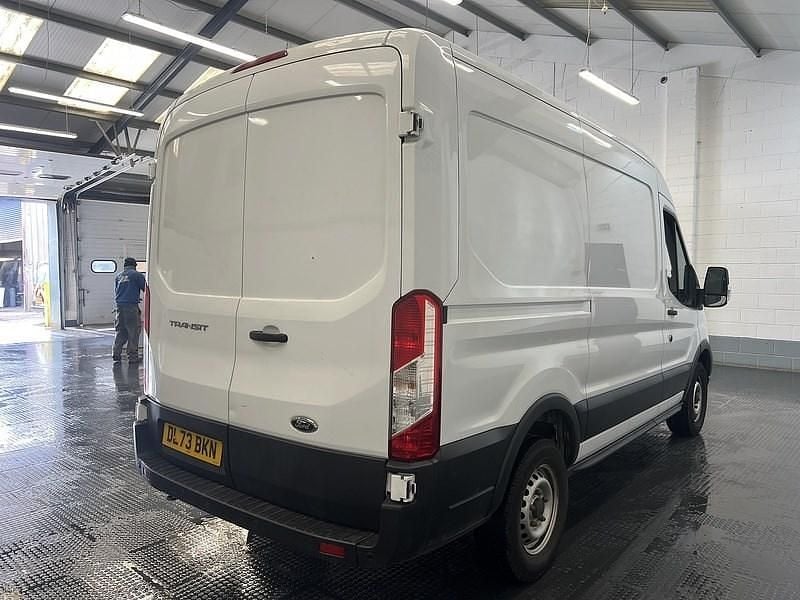 Usado Ford Transit 130 CV (95 kW) 2023 Blanco Van