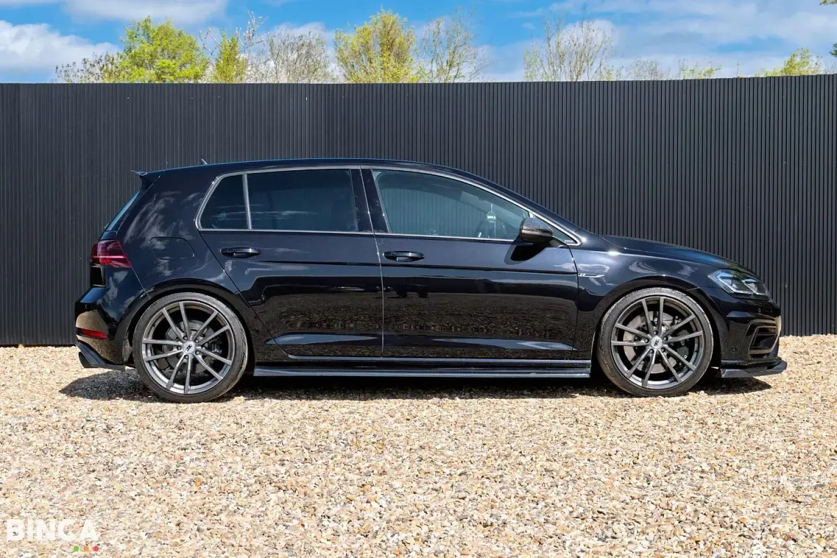 Used VW Golf VII R 300 HP (220 kW) 2020 Black Hatchback