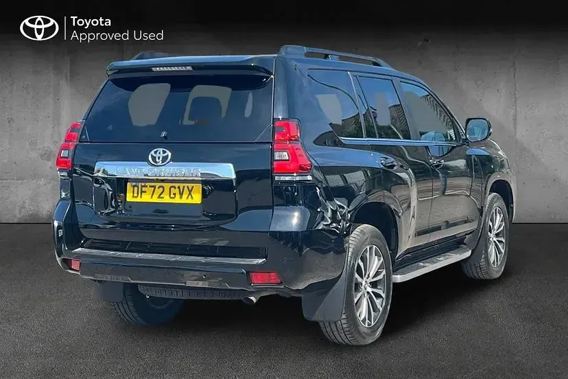Used Toyota Land Cruiser 201 HP (147 kW) 2022 Black SUV