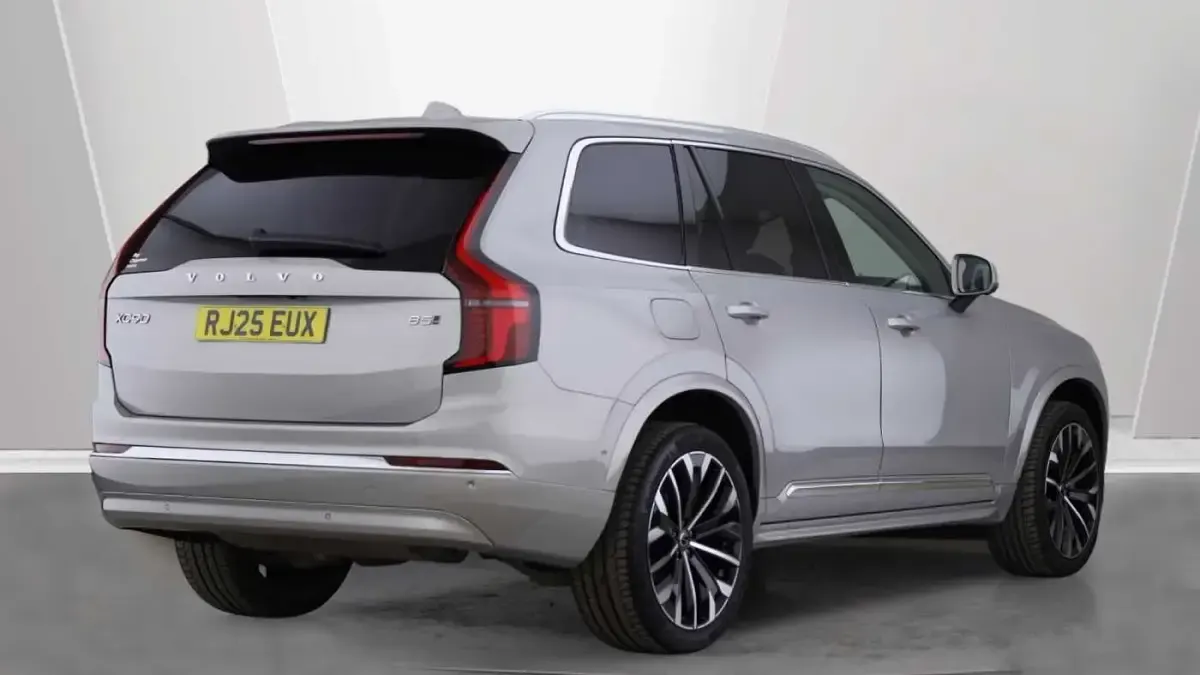 Used Volvo XC90 Ultra 250 HP (183 kW) 2025 SUV