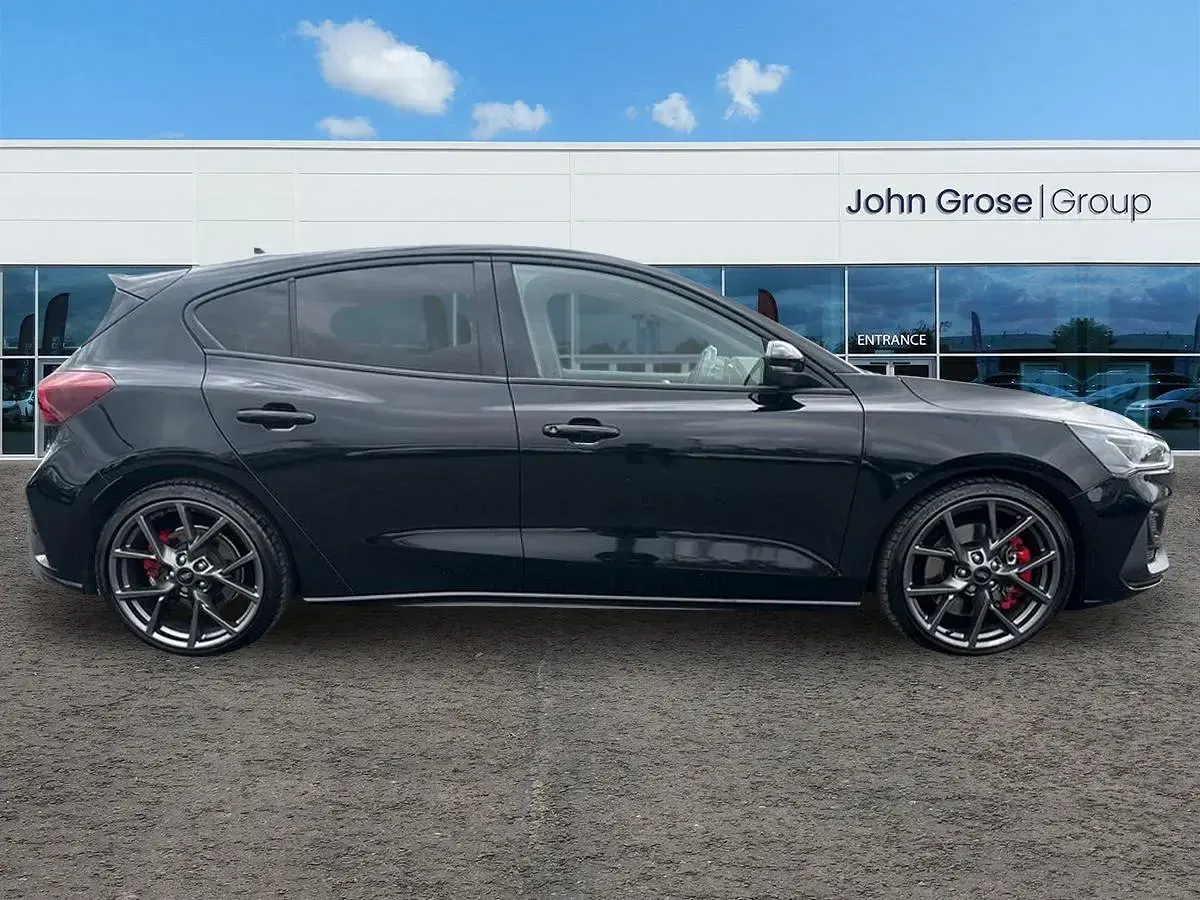 Used Ford Focus ST 2023 Black Hatchback