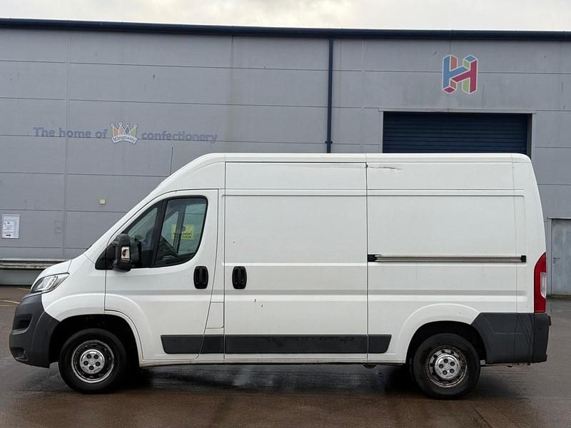 Used Citroën Relay 130 HP (95 kW) 2018 White Van