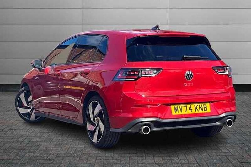 Used VW Golf VIII 265 HP (194 kW) 2024