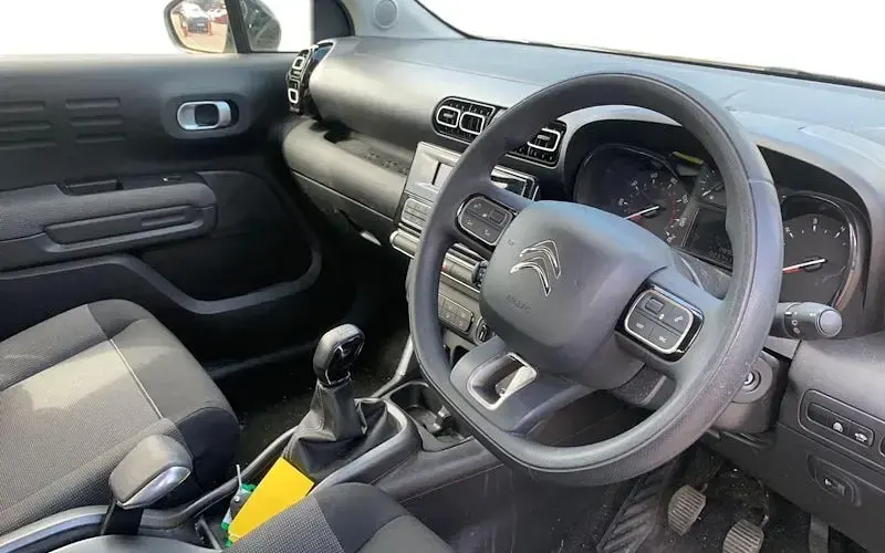 Used Citroën C3 Aircross PureTech 82 HP (60 kW) 2019 White SUV