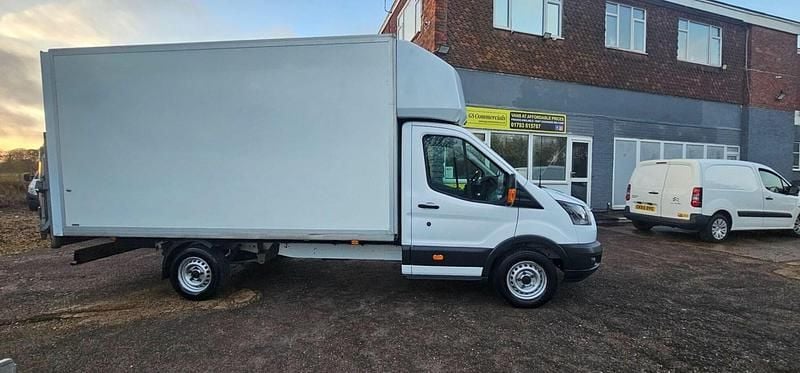 Used Ford Transit 130 HP (95 kW) 2017 White Cabriolet