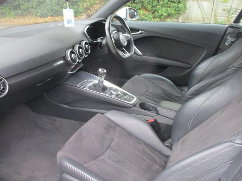 Used Audi TT S-Line 230 HP (169 kW) 2015 White Coupe