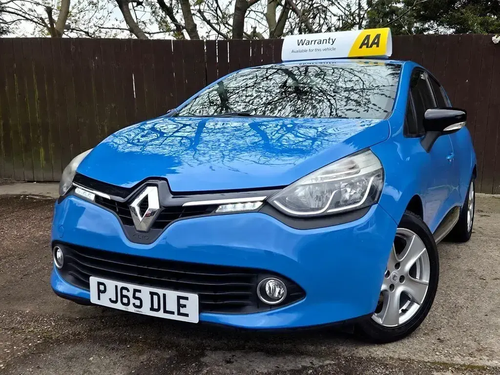 Used Renault Clio Dynamique 75 HP (55 kW) 2016 Blue Hatchback