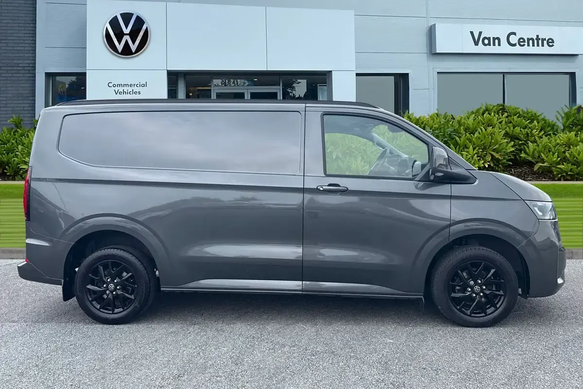 Begagnad VW Transporter Pro 2025 Grå Van