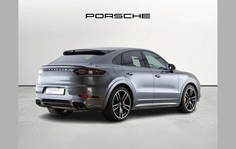 Used Porsche Cayenne Turbo E-Hybrid 670 HP (492 kW) 2020 Grey SUV