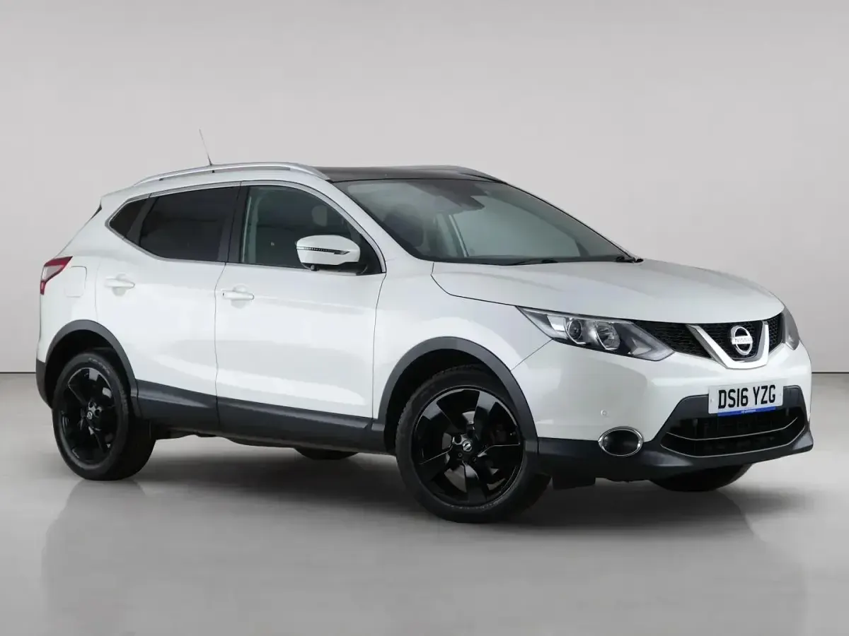 Used Nissan Qashqai N-Connecta 163 HP (119 kW) 2016 SUV