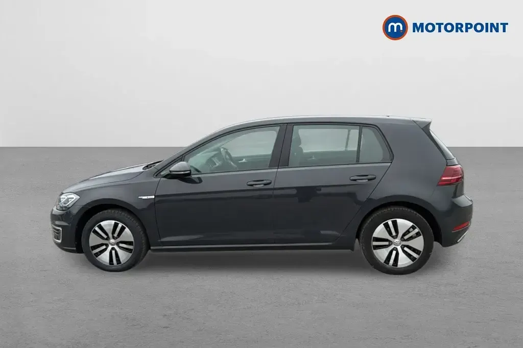 Usado VW e-Golf 99 kW (135 HP) 2019 Cinzento Citadino