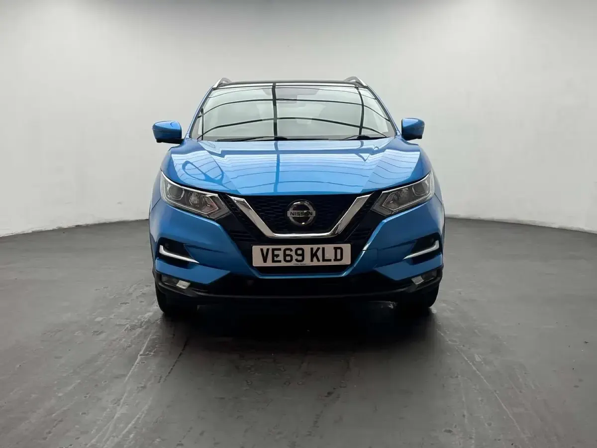 Used Nissan Qashqai N-Connecta 140 HP (102 kW) 2019 Blue SUV