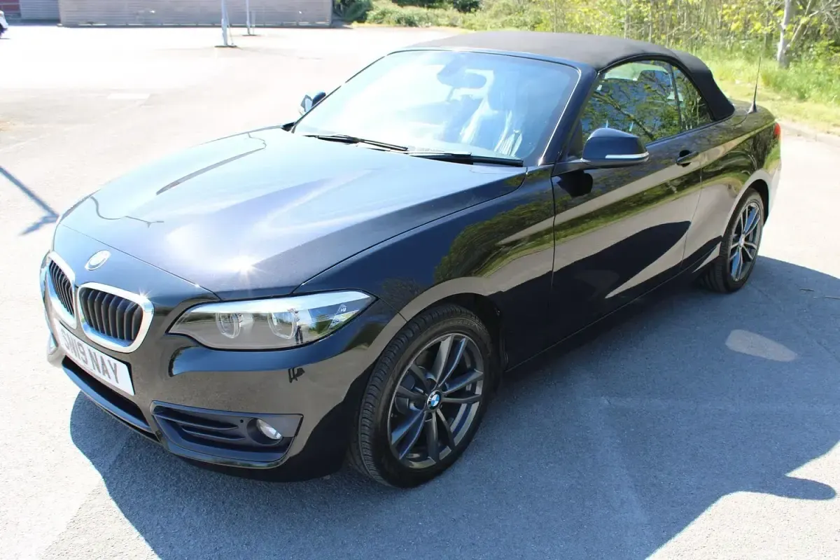 Used BMW 218 Sport Line 147 HP (108 kW) 2019 Black Cabriolet