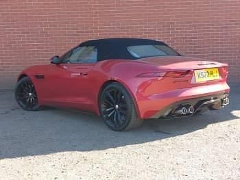 Usado Jaguar F-Type R-Dynamic 450 HP (330 kW) 2022 Vermelho Cabrios