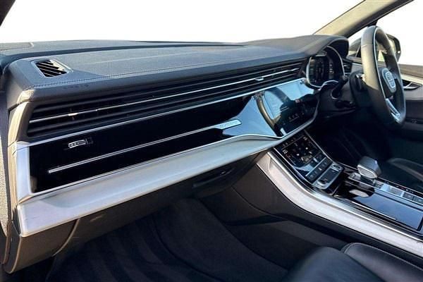 Used Audi Q7 S-Line 282 HP (207 kW) 2023 Black SUV