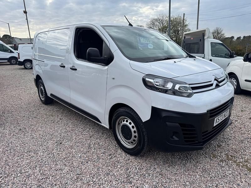 Usado Citroën Dispatch 2023 Blanco Monovolumen