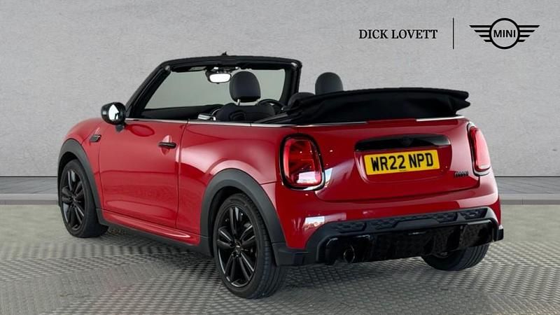 Used Mini Cooper Sport 134 HP (98 kW) 2022 Red Hatchback