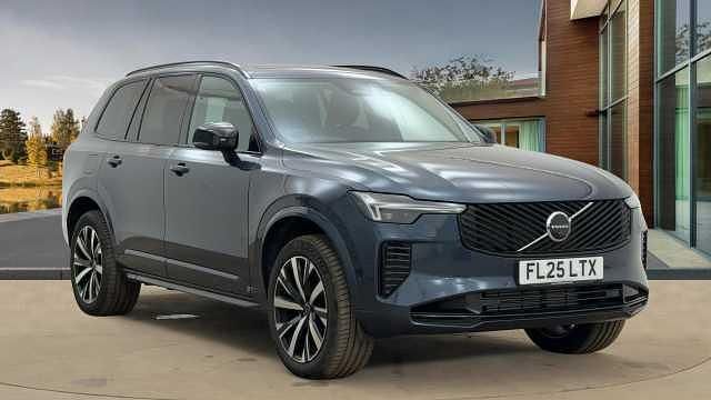 Blue Used 2025 Volvo XC90 Plus SUV | £56,315 (Expensive) - Image 1/4