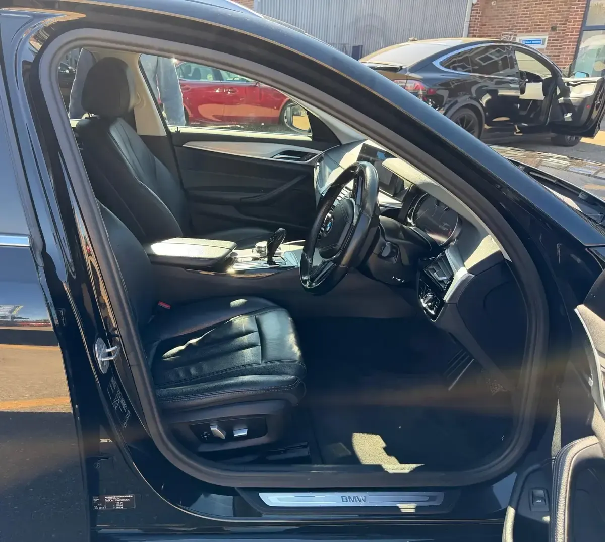 Used BMW 520 Comfort Edition 2017 Black Estate