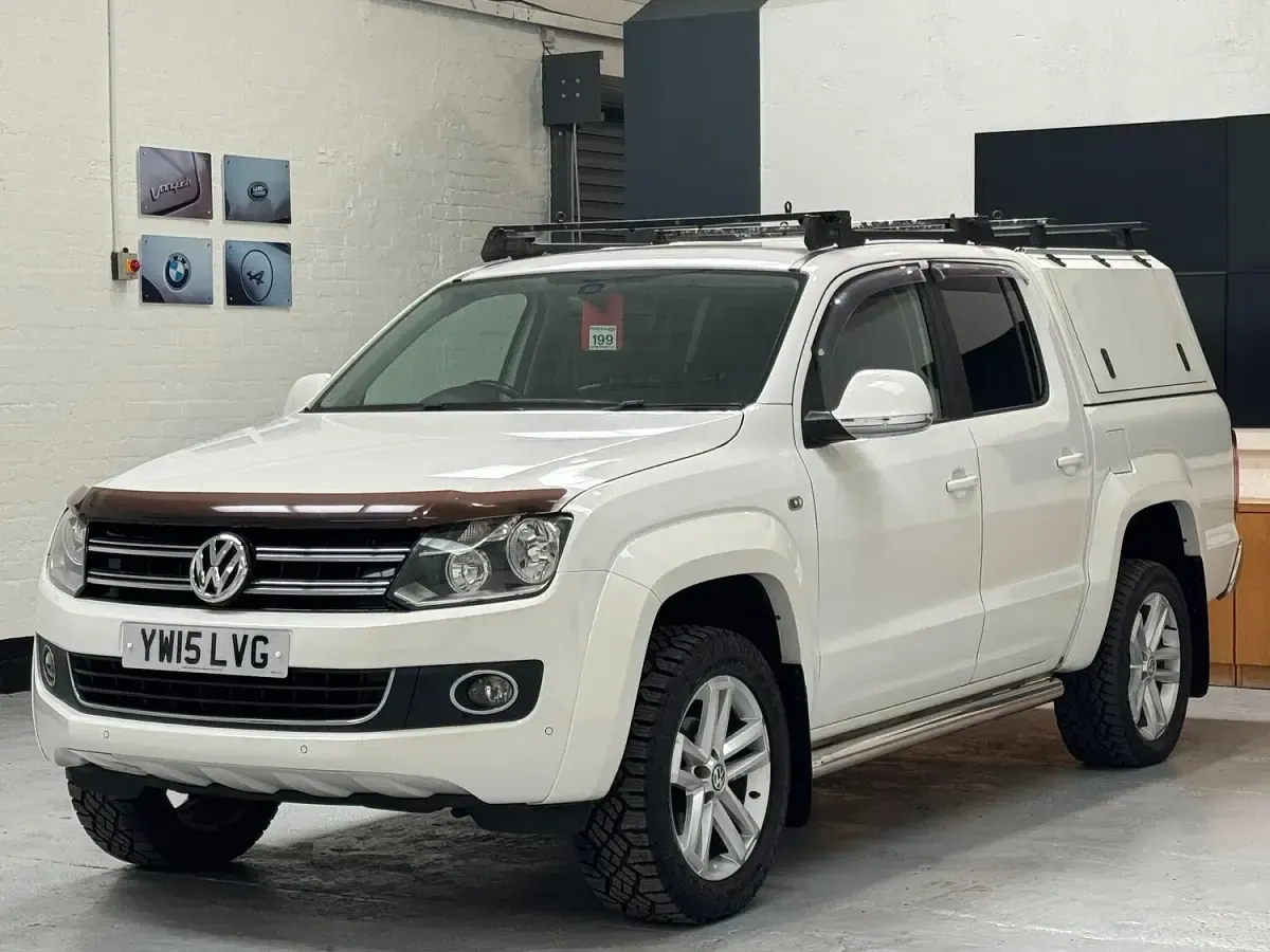 Used VW Amarok Highline 180 HP (132 kW) 2015 White Pickup