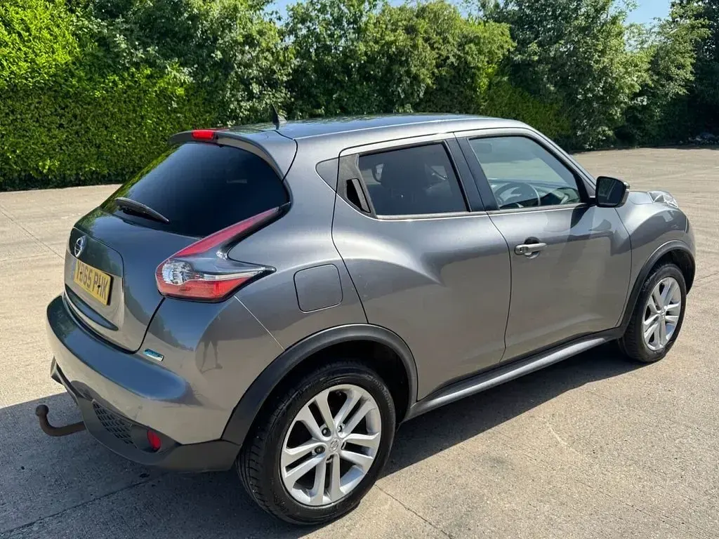 Used Nissan Juke Acenta 110 HP (80 kW) 2015 Grey SUV