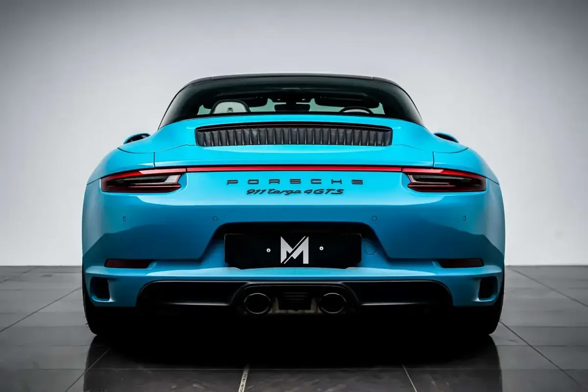 Used Porsche 991 450 HP (330 kW) 2018 Blue Cabriolet