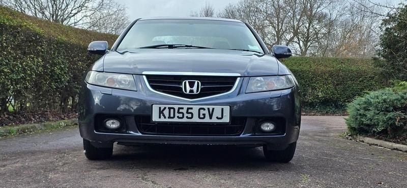Used Honda Accord Executive 2005 Silver Sedan