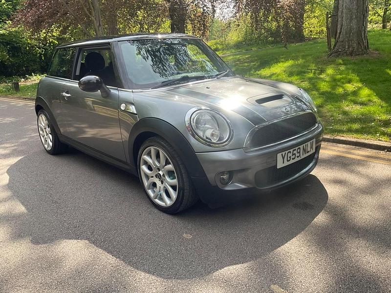 Usado Mini Cooper S Hatch 173 HP (127 kW) 2009 Cinzento Citadino